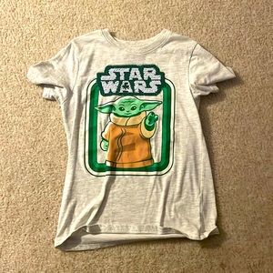 Star Wars t shirt - kids small *baby yoda*